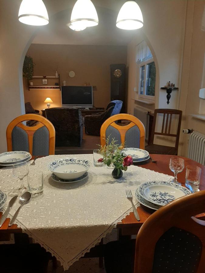 Haus Mit Ausblick 3 Schlafzimmer Wilkau-Hasslau Luaran gambar